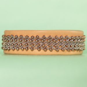 SUSANNE - Natural coloured tin thread bracelet with rose gold-plated silver beads and Swarovski-style glass button