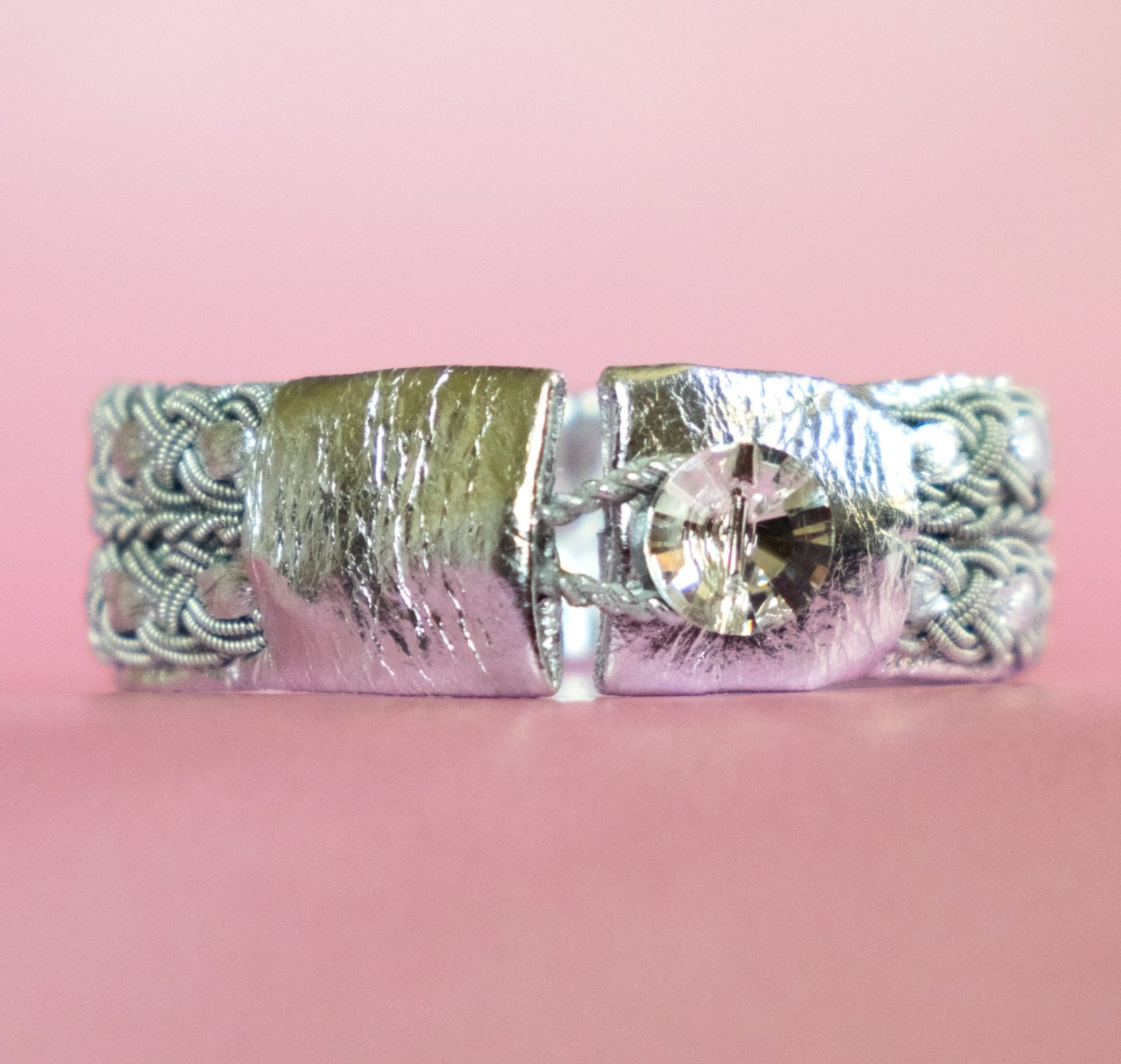 PAULINA - Silver-coloured tin thread bracelet with Swarovski-style glass button